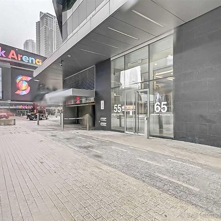 Prime Location - Stunning 2-Bdrm Condo Toronto Exterior foto